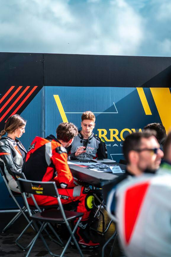 lezione di moto al cremona circuit